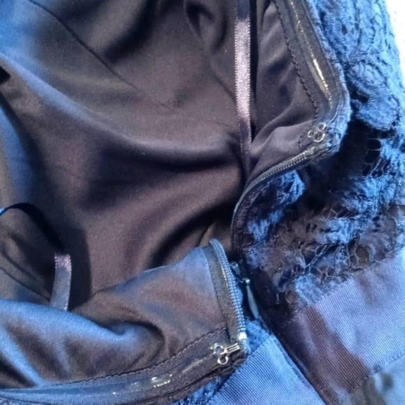 Sexy One Shoulder Formal Dress Size 6 Midnight Blue - Picture 4 of 7